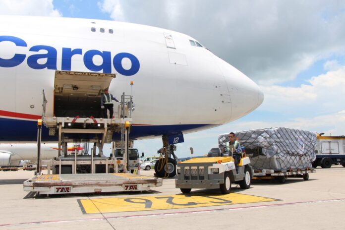 Air cargo là gì