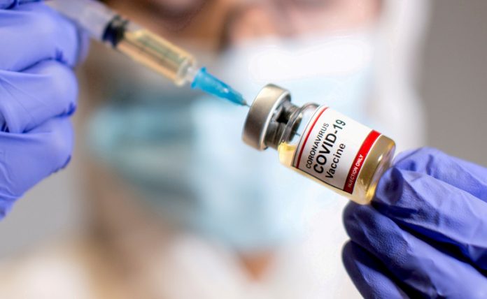 Tiêm vaccine covid xong có được uống kháng sinh không